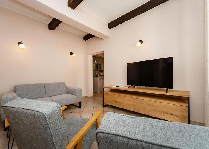 빌라 Kamena Kuca Roko *