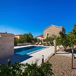 Kamena Kuca Roko Villa