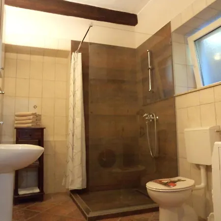 Villa Kamena Kuca Roko